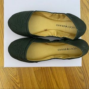 Lucky brand flats